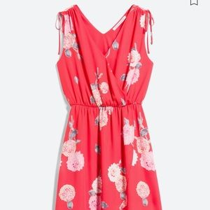 Collective concepts Kailey Dress in coral floral print, size small.